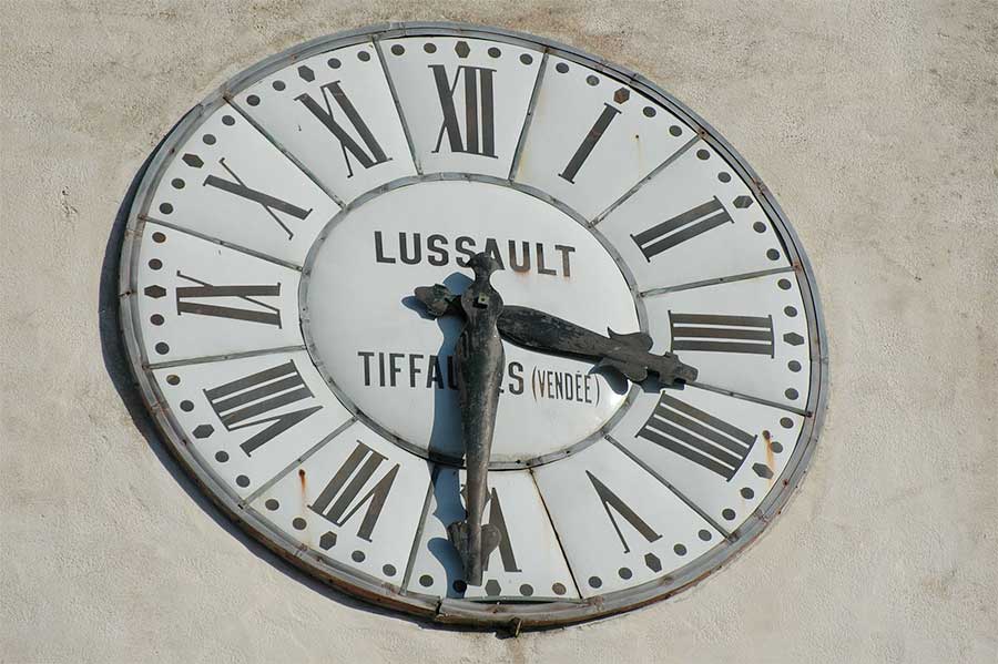 Horloge monumentale Lussault à Tiffauges